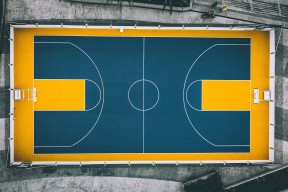 2026国际足联世界杯-当传奇陷入泥沼，TheShy的十二连败与尤文图斯教练的困局